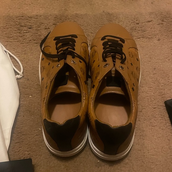 Mcm shoes ion really wear so ion need em - Picture 6 of 7
